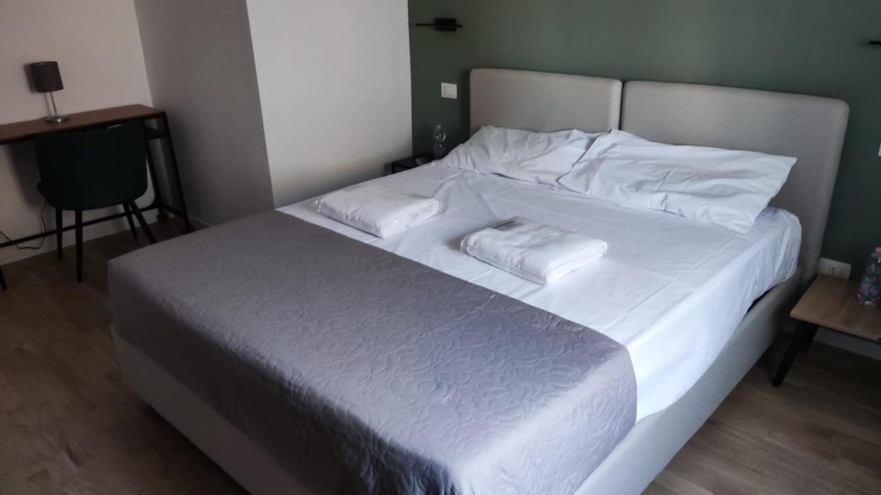 Dimora Rudiae Lecce Bed and Breakfast Buitenkant foto